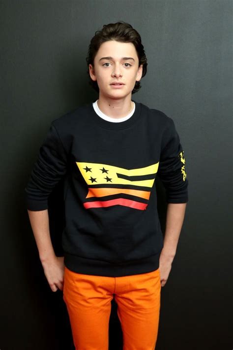 Pin By Ju Schnapp On Noah Schnapp Future Boyfriend Noah