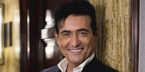 Fallece Carlos Marín cantante español de Il Divo Color Visión