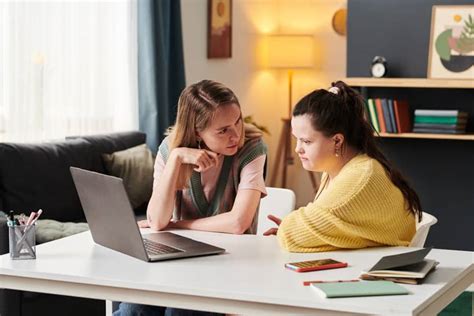 Accompagnant éducatif et social BAAM