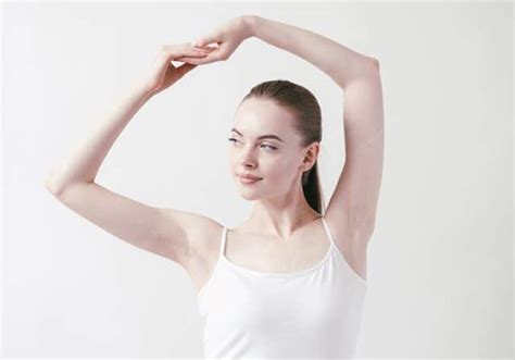 mengatasi ketiak hitam kenali penyebabnya