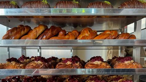 An expert's guide to visiting London's best bakeries in a day | House & Garden