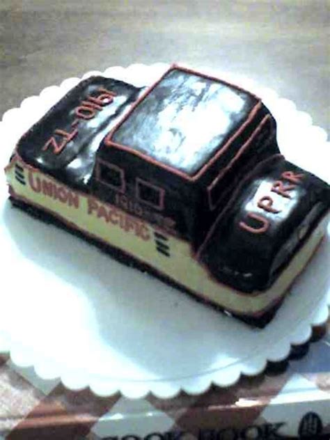 Train Car Cake