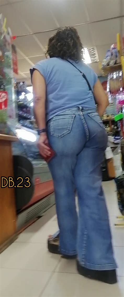 My Auntie Ass In Jeans Yo Mi T A Culona En Jeans A Os Tight Jeans Forum