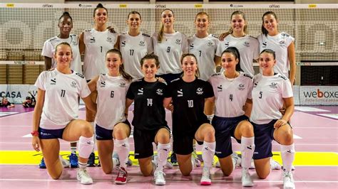 Volley Femminile A Domenica Inizia Il Campionato Omag Marignano In