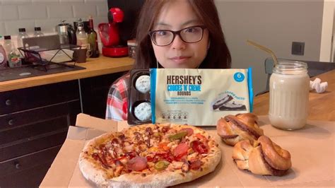 SUB MUKBANG Chicken BBQ Pizza And HOT AND SPICY Pizza Cinnamon Roll