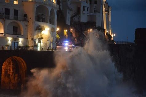 Positano Notizie Campania In Arrivo Allerta Meteo Arancione Rischio