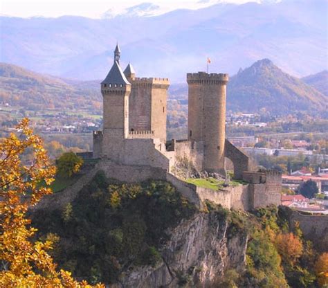 Château de Foix - Well Preserved Medieval Cathar Castle in France