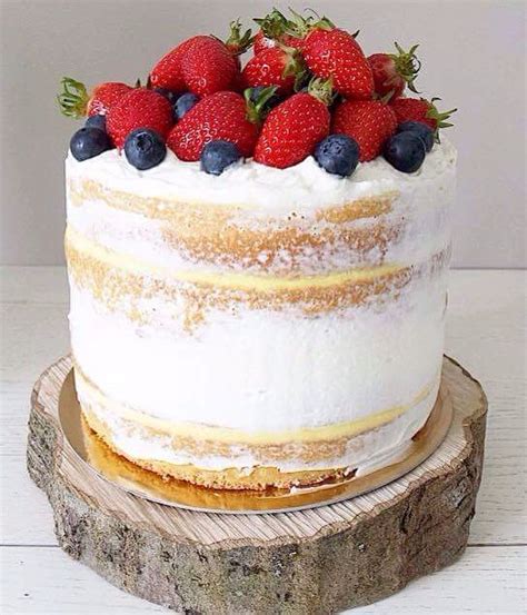 Naked Cake Aux Fraises La Recette De Maman