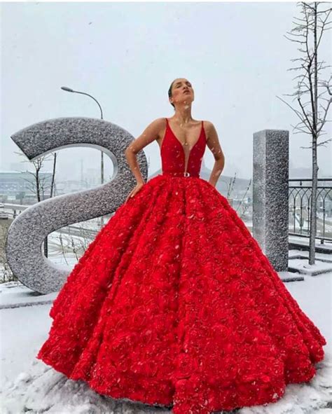 Cool 45 Glamorous Red Dress Ideas To Makes You Look Stunning More At