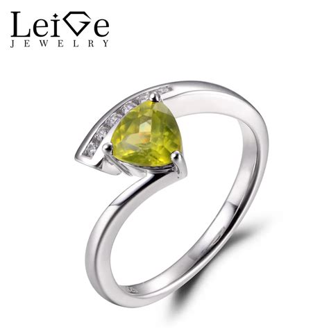 Leige Jewelry Natural Peridot Proposal Rings Trillion Cut Green Stone