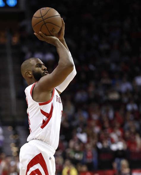 Rockets Chris Paul Still On Minutes Restriction Houston Chronicle