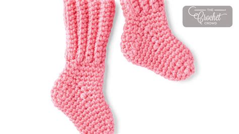 Crochet Baby Socks Pattern | The Crochet Crowd