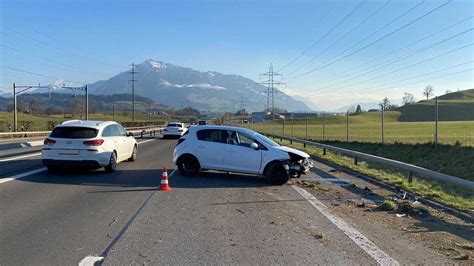 Zug Zwei Unf Lle F Hren Zu Drei Verletzten Personen Zentralplus