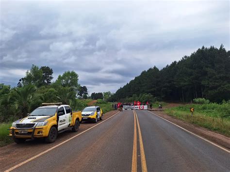 Manifestação do MST bloqueia PR 170 em Guarapuava fila está em 6