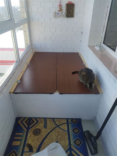 Лежанка на лоджии (49 фото) - фото - картинки и рисунки: скачать бесплатно