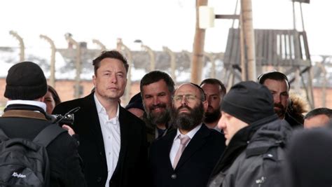 Elon Musk a vizitat Auschwitz după ce a fost acuzat de antisemitism