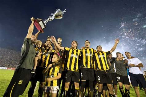 Peñarol Campeón Uruguayo Del Torneo Apertura 2012 Noticias Uruguay Lared21 Diario Digital