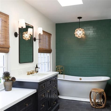 Contemporary Bathroom With Green Accent Wall Green Tile Bathroom Green Accent Walls Green