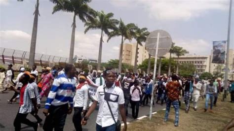 Shiites Continue Free El Zakzaky Protest In Abuja Premium Times Nigeria