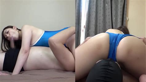 娘のスクール水着を着た日本人巨乳milfの秘蔵映像 XVIDEOS