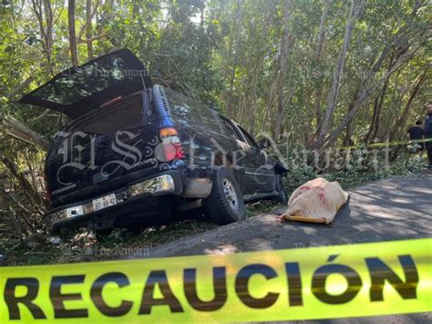 Muere mujer tras volcadura en carretera de San Blas a Matanchén El