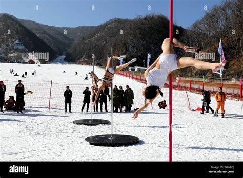 Chicas chinas en bikini fotografías e imágenes de alta resolución Alamy