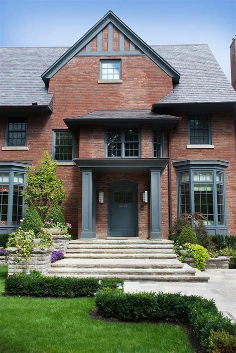 More Pretty Trim Brick Exterior House Brick House Colors Red Brick House Exterior