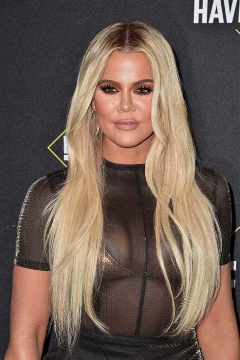 Khloe Kardashian Attends 2019 E Peoples Choice Awards At Barker