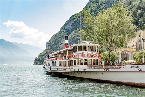 Vivi La Dolce Vita Cosa Fare A Bardolino Sul Lago Di Garda Verona In