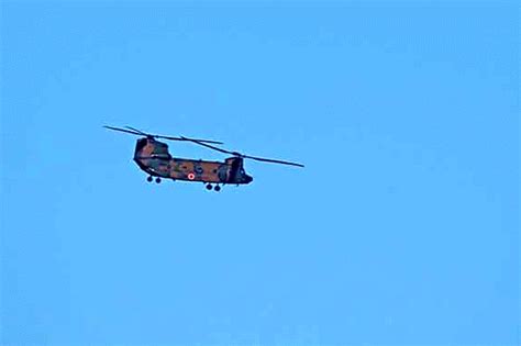 Ryukyu Life: Animated GIF: Chopper in Blue Skies