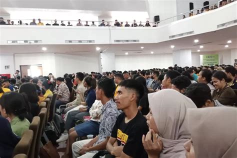 Jelang Dialog Kebangsaan Ganjar Pranowo Ribuan Mahasiswa Padati