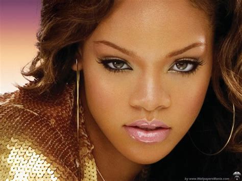 Download Lagu Rihanna - Diamonds