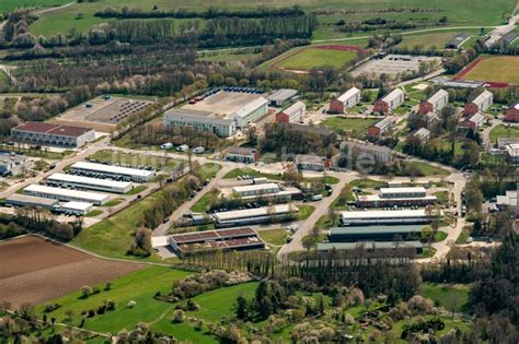 Bruchsal von oben Gebäudekomplex der Bundeswehr Militär Kaserne