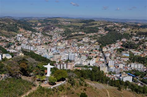 Serra Negra Comemora Anos Cerim Nia Simples