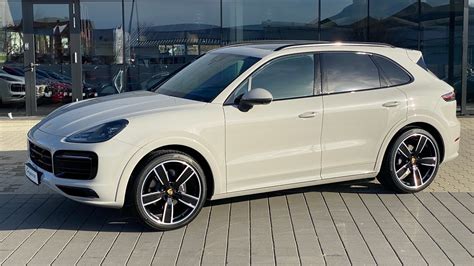 Porsche Cayenne Platinum Edition Kreide SportDesign PASM