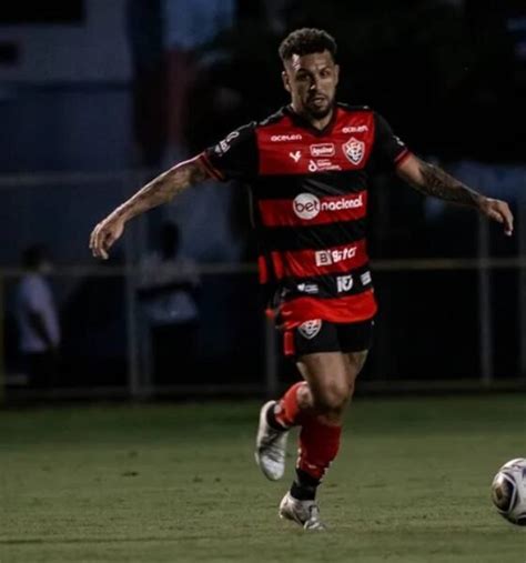 Vitória Wellington Nem Descarta Atuar 90 Minutos