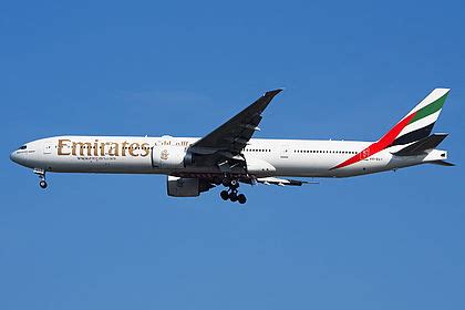 Ek Emirates Uae From Dubai To Phuket