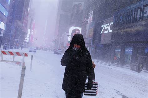 Los meteorólogos explican cómo el tiempo en riverdale park se mide 36