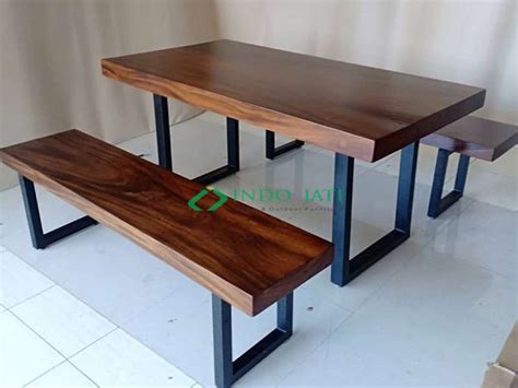 Set Meja Solid Trembesi Natural Indo Jati Furniture Jepara