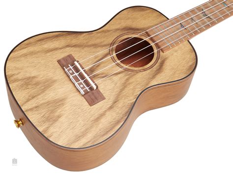 Flight Duc Dao Natural Acoustic Ukulele Kytary Ie