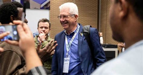 DA’s Alan Winde Re-elected As Western Cape Premier for a 2nd Term, SA ...
