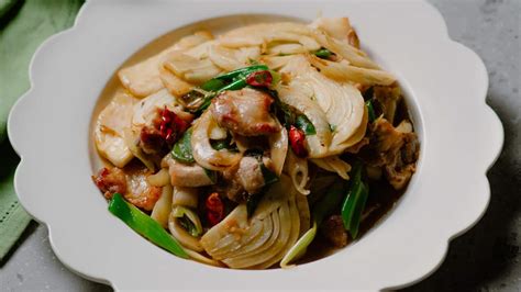 Adam Liaw S Stir Fried Pork Fennel And Ginger Sbs The Cook Up With Adam Liaw