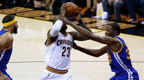 Warriors Beat Cavaliers In Game 3 Of Nba Finals Take 3 0 Series Lead Into Fridays Game 4