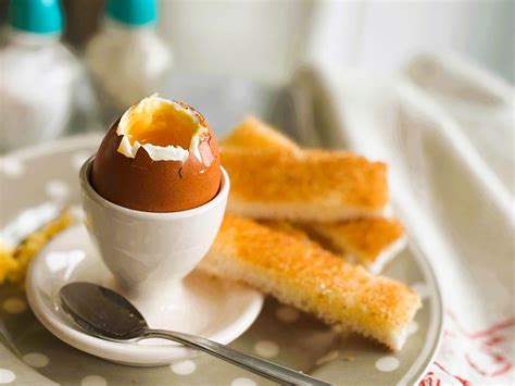 Dippy Eggs And Toast Soldiers The English Kitchen