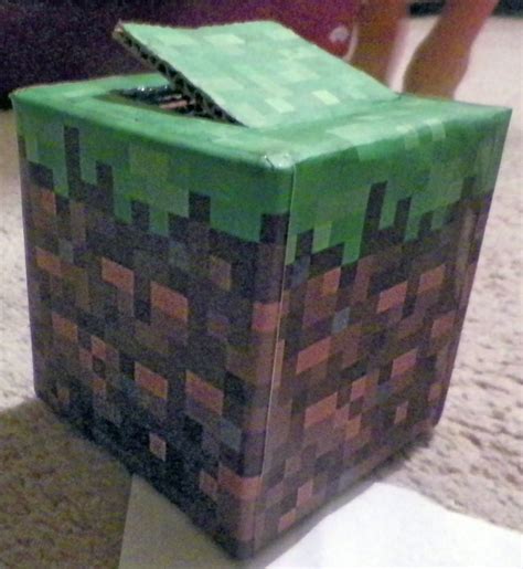 Cassie S Creative Crafts Diy Minecraft Valentine Cards And Box Minecraft Valentines Minecraft