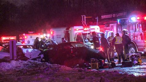 1 Dead 2 In Hospital After Overnight Car Crash In Langley B C Cbc News