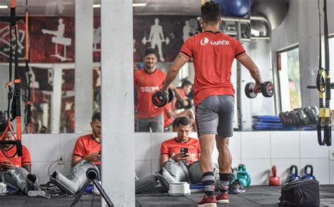 Jornal Correio Vitória começa preparação para jogo contra o Avaí