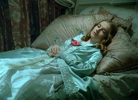 Isabelle Huppert As Marguerite Gautier In La Dame Aux Cam Lias