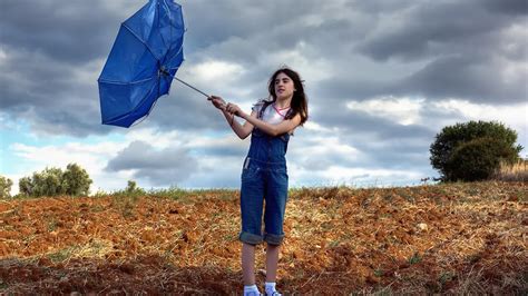 Unwetterwarnung fürs Wochenende Hitze und heftige Gewitter in Deutschland