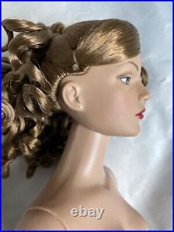 Tonner Tyler Wentworth Nude Ski Retreat Sydney Chase Fashion Doll Bw Body Tonner Tyler